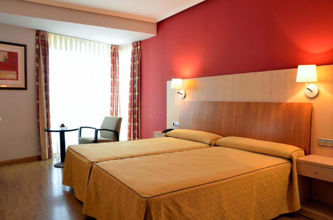 Hotel De 4*